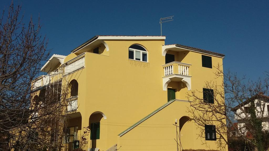 Apartments Meri Vodice Buitenkant foto